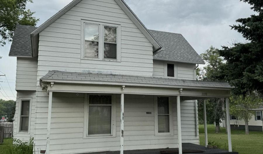 2098 S 3rd Ave, Bowdle, SD 57428 - 4 Beds, 2 Bath