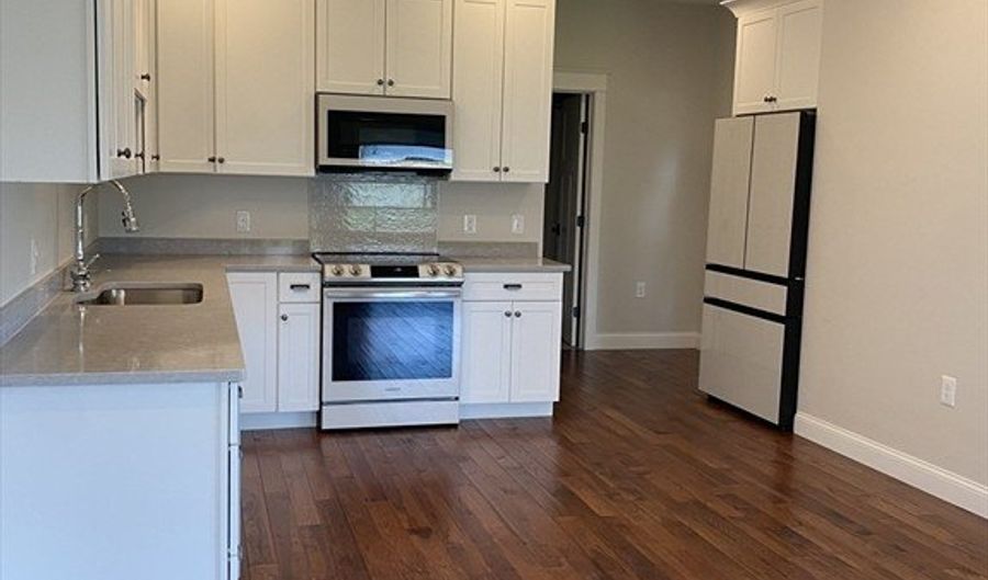 113 Still River Rd 1, Bolton, MA 01740 - 1 Beds, 1 Bath