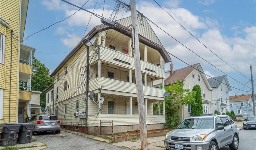 143 Hedley Ave, Central Falls, RI 02863 - 7 Beds, 4 Bath