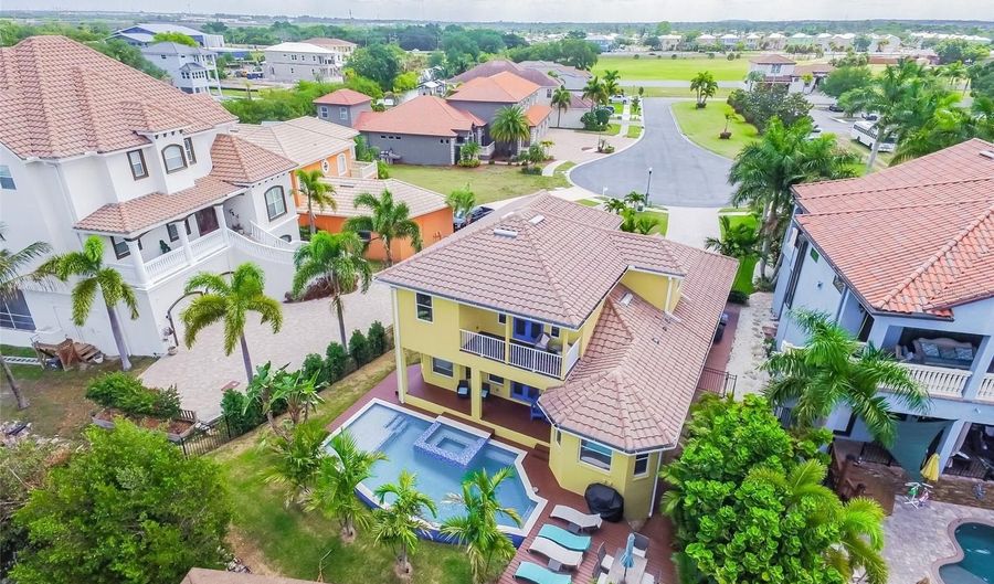 539 TREVISO Dr, Apollo Beach, FL 33572 - 4 Beds, 3 Bath