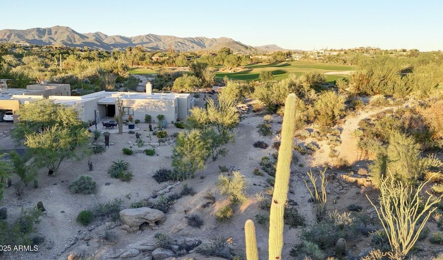 1820 Eagle Claw Dr, Carefree, AZ 85377 - 3 Beds, 2 Bath