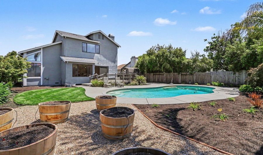 115 Heartford Way, American Canyon, CA 94503 - 3 Beds, 3 Bath