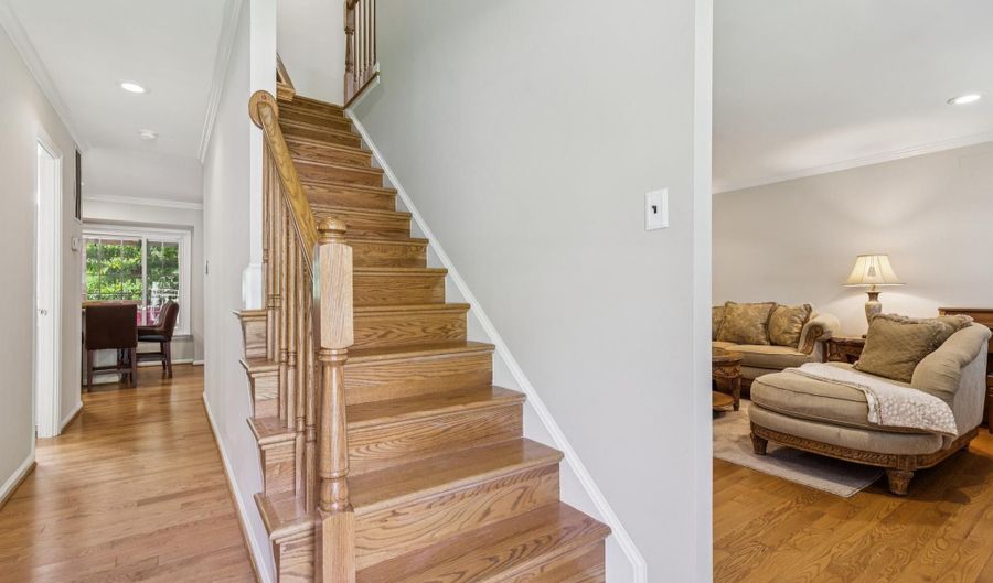 4914 KING DAVID Blvd, Annandale, VA 22003 - 4 Beds, 4 Bath