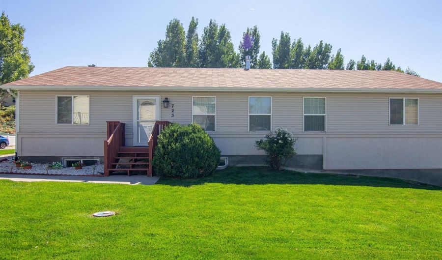 723 Raindrop Dr, Chubbuck, ID 83202 - 3 Beds, 3 Bath