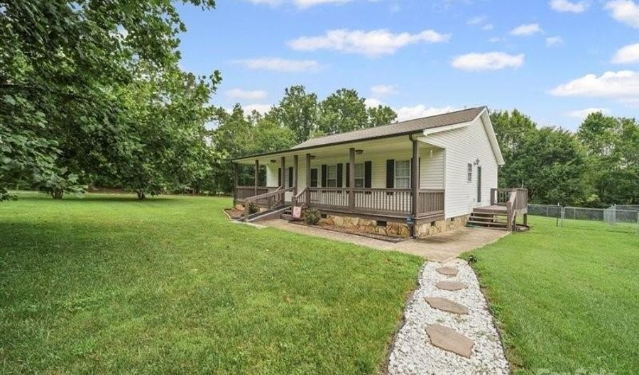 38009 Porter Rd, Albemarle, NC 28001 - 3 Beds, 2 Bath