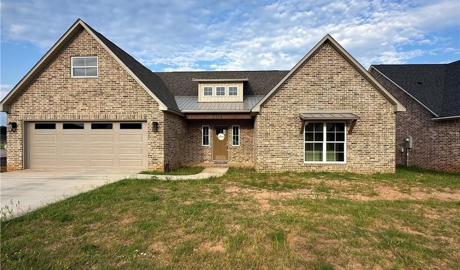 504 Waggoner Ln, Barling, AR 72923 - 3 Beds, 2 Bath