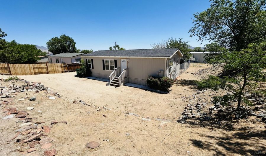 16 Stope Rd, Dayton, NV 89403 - 3 Beds, 2 Bath