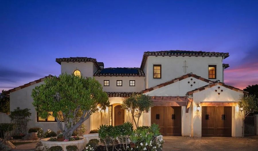 16647 Riding High Way, San Diego, CA 92127 - 4 Beds, 5 Bath