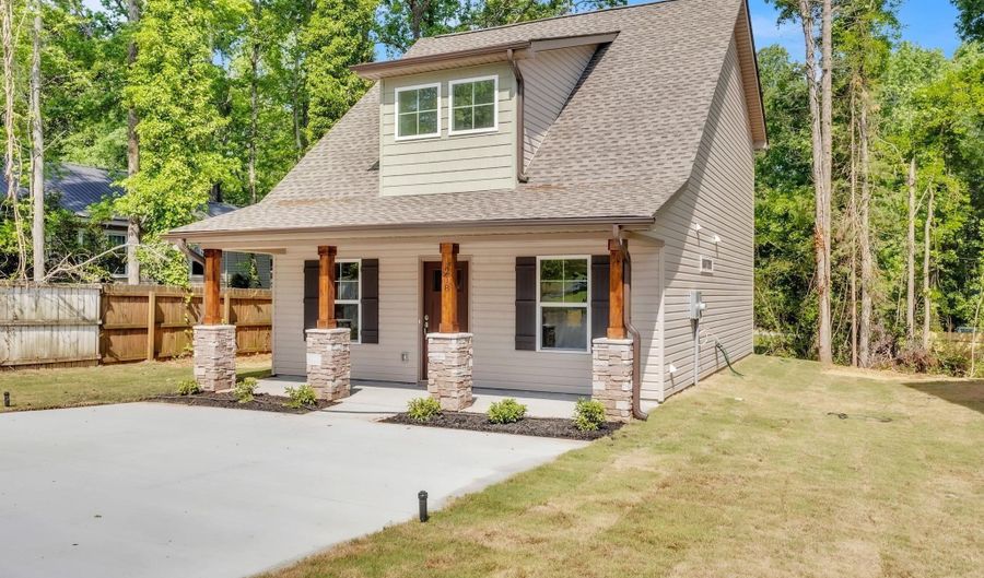 218 Saluda St, Belton, SC 29627 - 3 Beds, 3 Bath