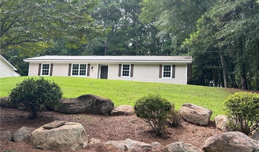 128 BROOKSIDE Dr, Alexander City, AL 35010 - 4 Beds, 3 Bath