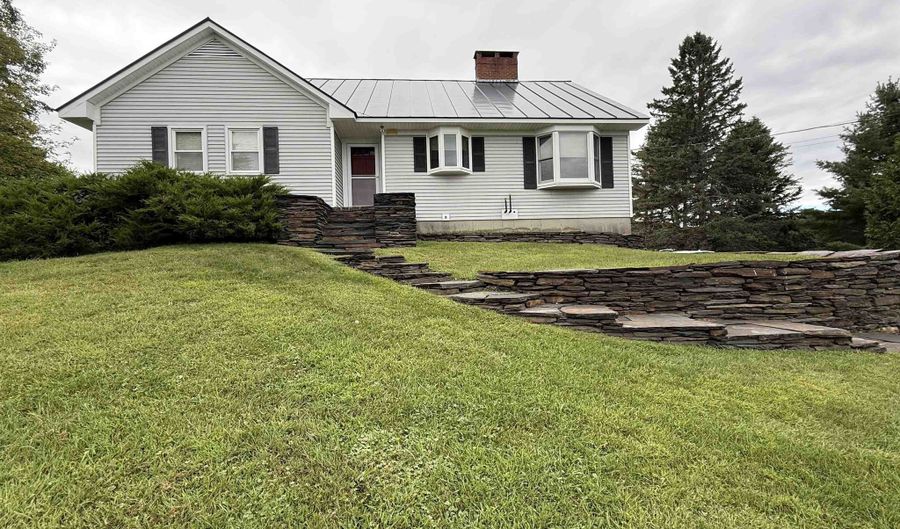 2026 Ridge Rd, Brookfield, VT 05036 - 4 Beds, 3 Bath