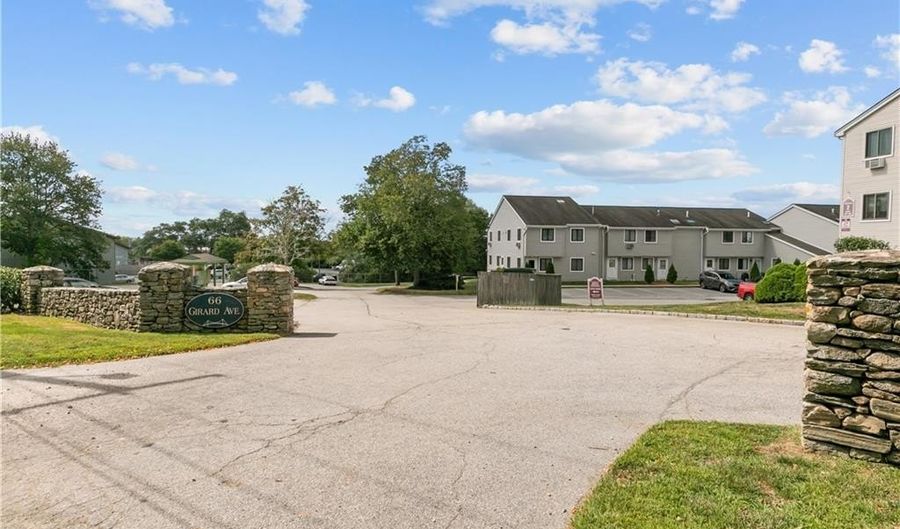 66 Girard Ave 401, Newport, RI 02840 - 2 Beds, 2 Bath