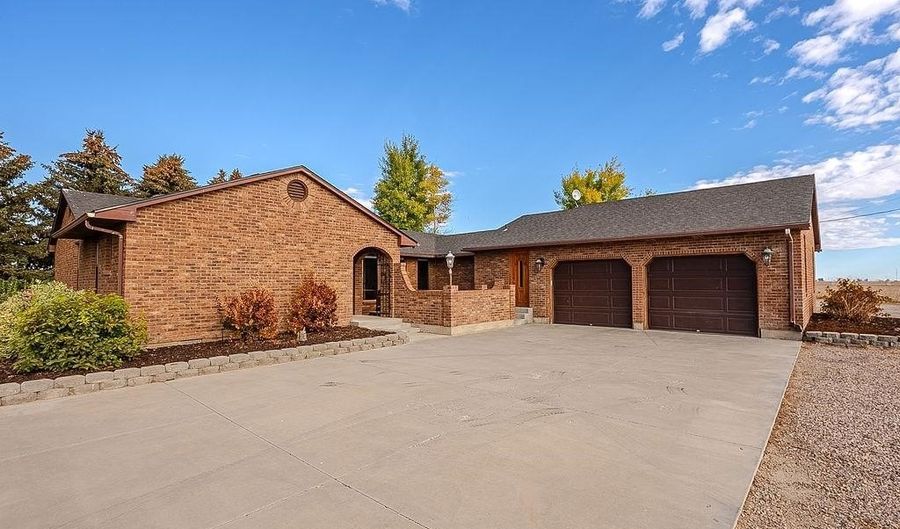 2850 W 1600 S, Aberdeen, ID 83210 - 5 Beds, 3 Bath