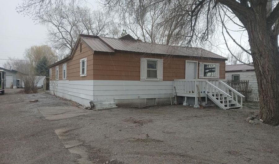 683 W Decoria Ave, Arco, ID 83213 - 3 Beds, 2 Bath