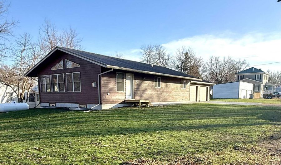 350 N Cherry Ave, Bridgewater, SD 57319 - 2 Beds, 1 Bath
