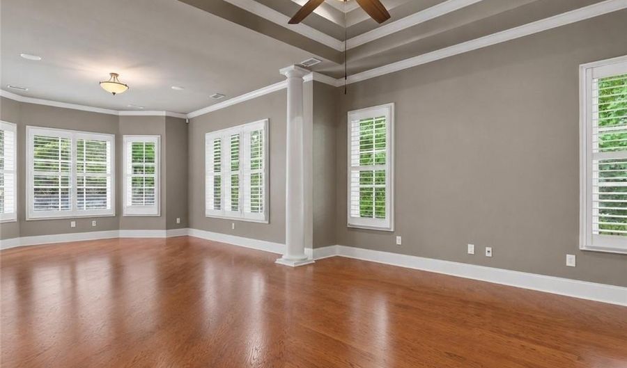 1725 ALTAMONT Ct, Auburn, AL 36830 - 4 Beds, 5 Bath