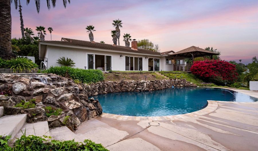 436 Montana Luna Ct, Escondido, CA 92025 - 4 Beds, 3 Bath