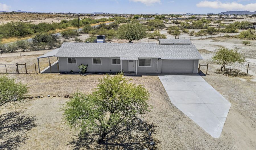 6399 N LAKE SHORE Dr, Casa Grande, AZ 85194 - 4 Beds, 2 Bath