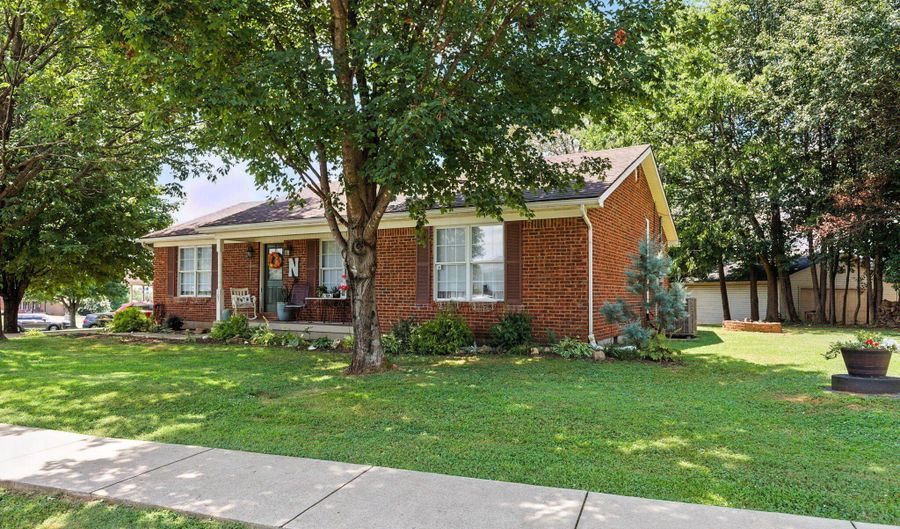 105 Longleaf Ct, Bardstown, KY 40004 - 3 Beds, 2 Bath