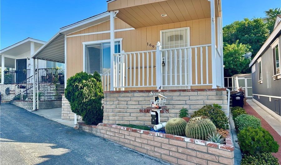 2550 Pacific Coast Hwy 169, Torrance, CA 90505 - 2 Beds, 2 Bath