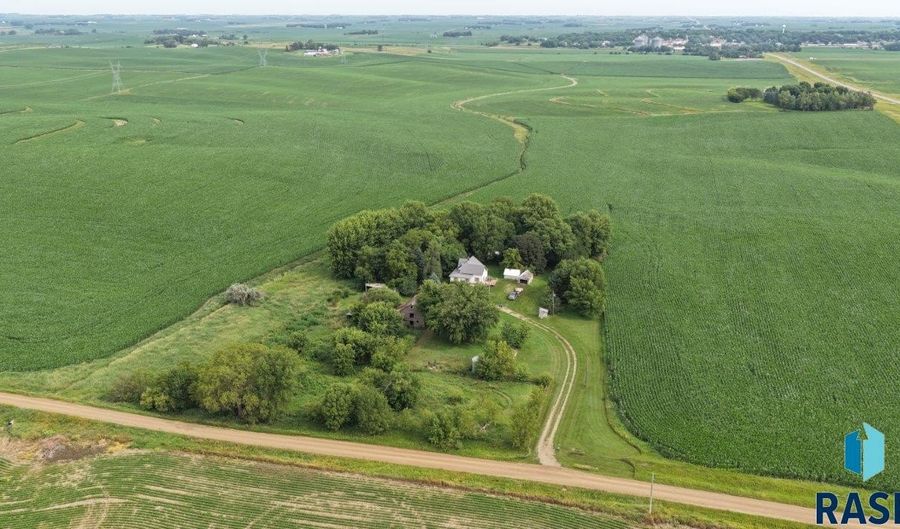 47884 303rd St, Alcester, SD 57001 - 4 Beds, 2 Bath
