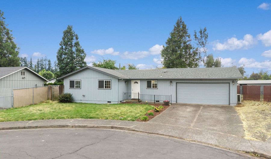 5094 DAISY St, Springfield, OR 97478 - 3 Beds, 1 Bath