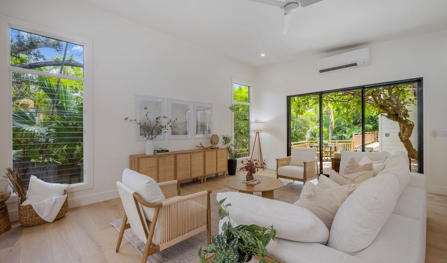 223 Lanipo Dr, Kailua, HI 96734 - 4 Beds, 4 Bath
