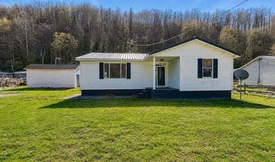 10914 Buffalo Creek Rd, Amherstdale, WV 25607 - 3 Beds, 1 Bath