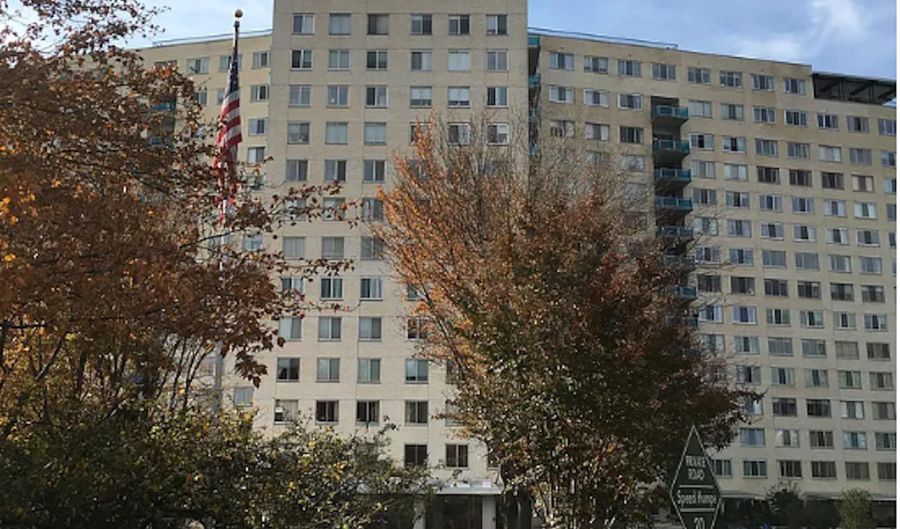 10500 ROCKVILLE PIK M11, Rockville, MD 20852 - 2 Beds, 1 Bath