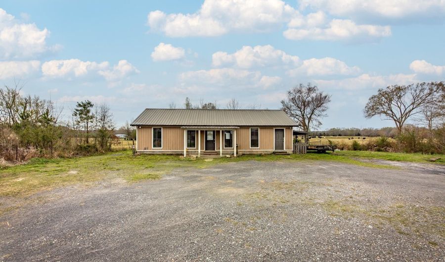 6153 AR Highway 319 W, Austin, AR 72007 - 3 Beds, 1 Bath