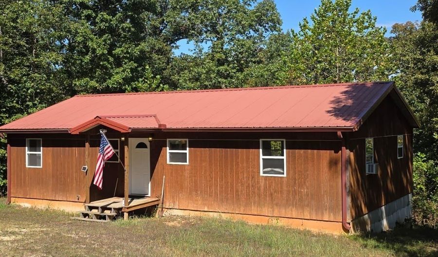 951 E County Road 206, Alton, MO 65606 - 2 Beds, 3 Bath