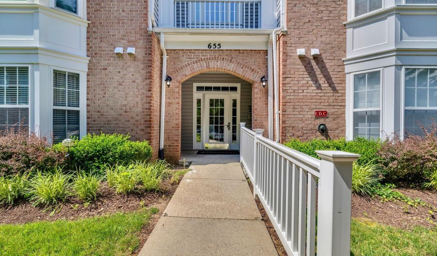 655 BURTONS COVE Way 14, Annapolis, MD 21401 - 2 Beds, 2 Bath