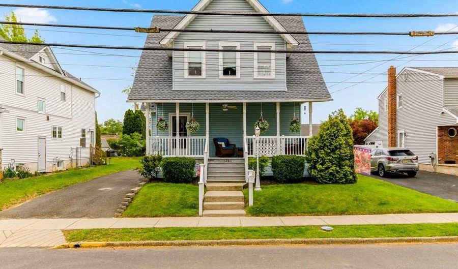 128 READING Ave, Barrington, NJ 08007 - 3 Beds, 2 Bath