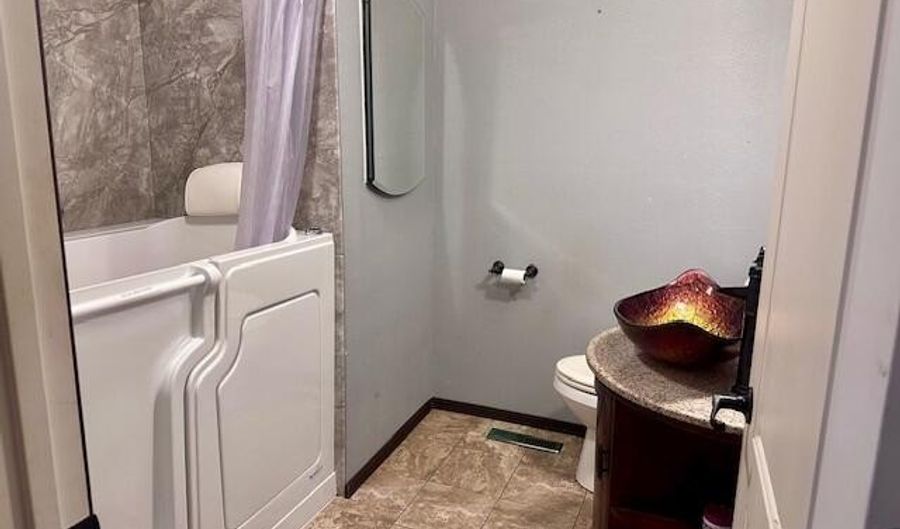 225 N Pringle Ave, Ash Grove, MO 65604 - 3 Beds, 2 Bath