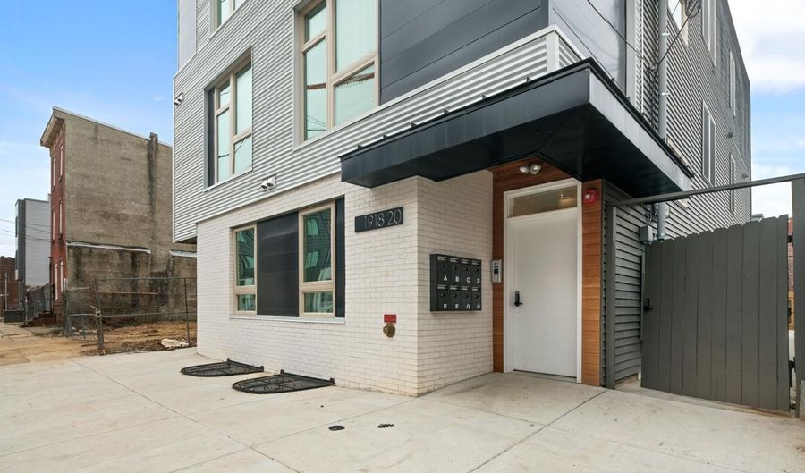 1918 E CUMBERLAND St B, Philadelphia, PA 19125 - 3 Beds, 3 Bath