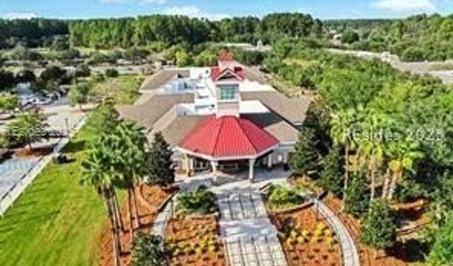 27 Stoney Ct, Bluffton, SC 29909 - 2 Beds, 2 Bath