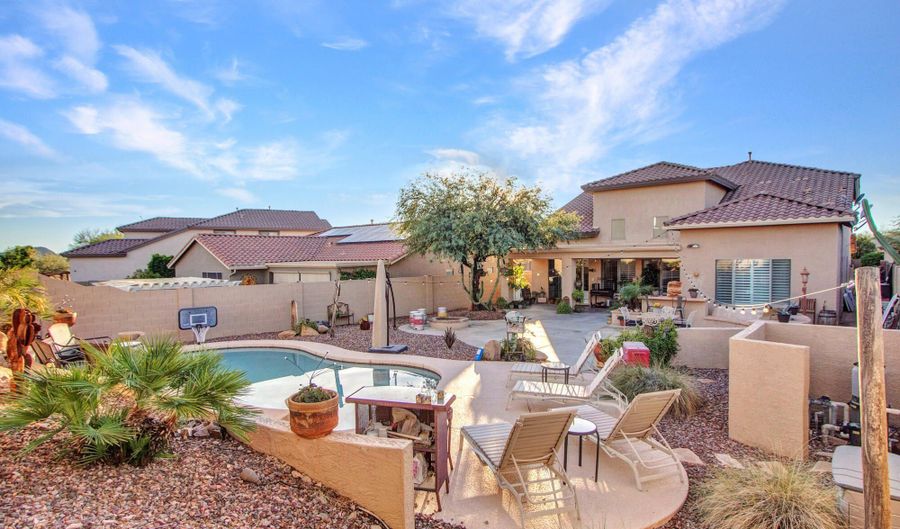 39519 N ROLLING GREEN Ct, Anthem, AZ 85086 - 5 Beds, 2 Bath