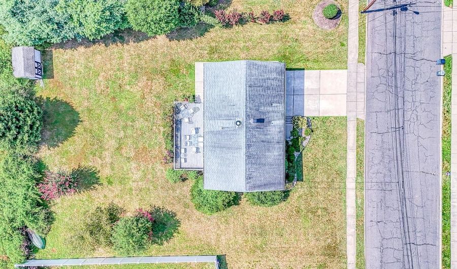 10 Janet Ct, Milltown, NJ 08850 - 4 Beds, 2 Bath