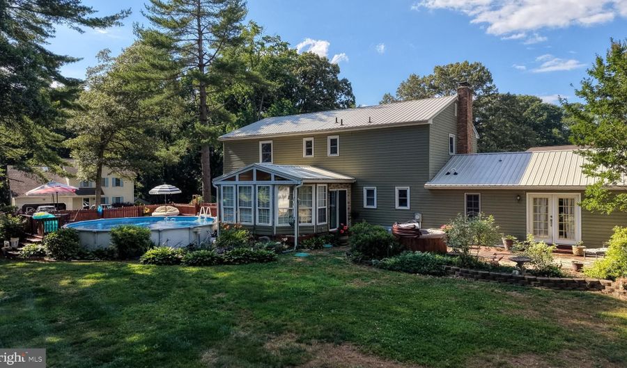 100 BROOKFIELD Dr, Dover, DE 19901 - 5 Beds, 3 Bath