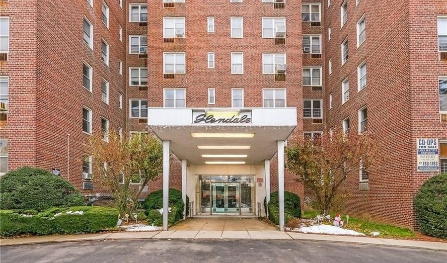 125 Bronx River Rd 3M, Yonkers, NY 10704 - 2 Beds, 1 Bath