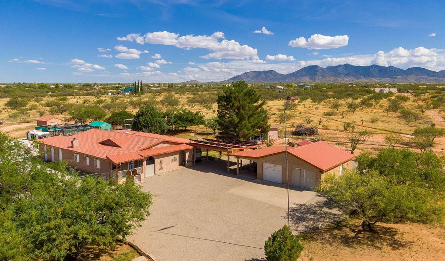 3173 W Williams Rd, Benson, AZ 85602 - 3 Beds, 2 Bath