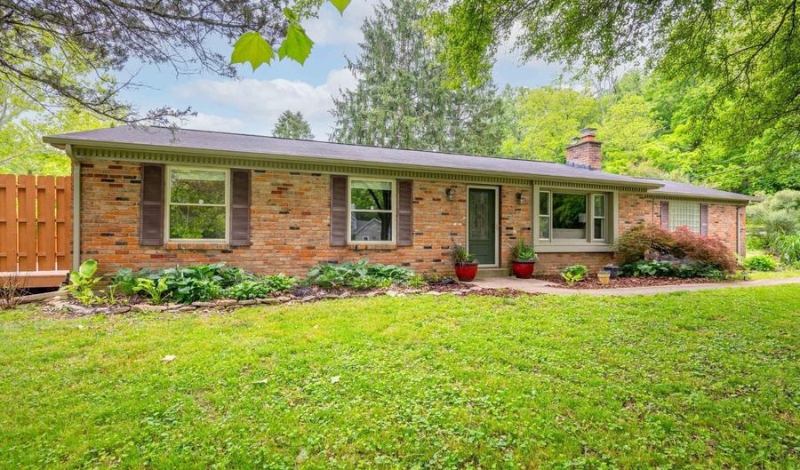 8385 Bridle Rd, Anderson Twp., OH 45244 - 3 Beds, 1 Bath