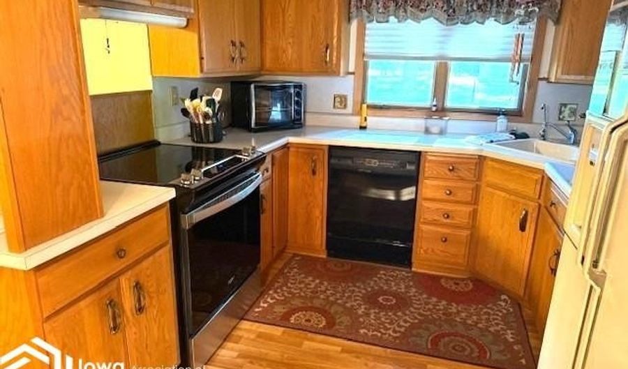1904 127th Ave, Algona, IA 50511 - 3 Beds, 2 Bath