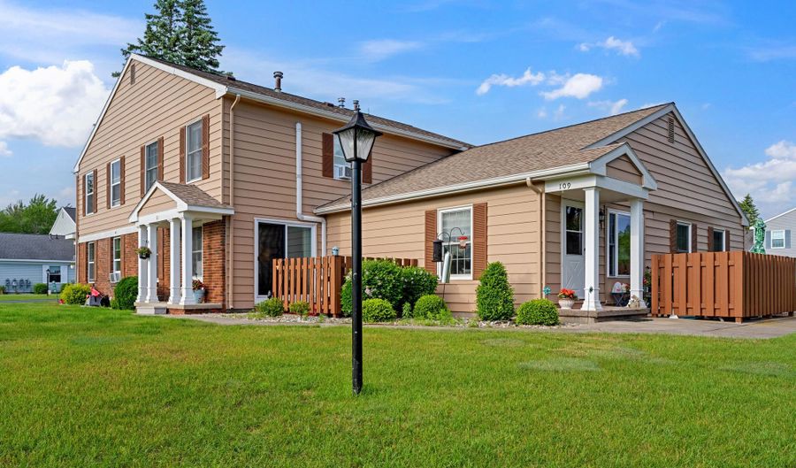 111 Canterbury Ln, Alpena, MI 49707 - 2 Beds, 2 Bath