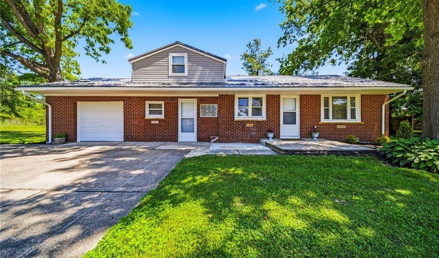 4932 Kain Ave, Ashtabula, OH 44004 - 3 Beds, 2 Bath