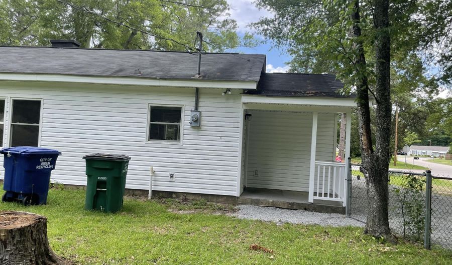 119 Smallridge St, Aiken, SC 29801 - 3 Beds, 1 Bath