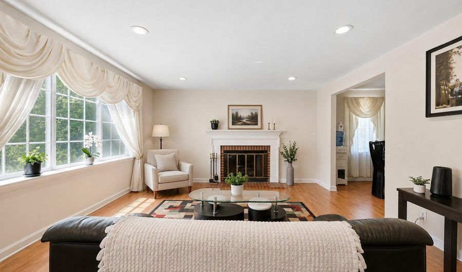 4908 ERIE St, Annandale, VA 22003 - 4 Beds, 3 Bath