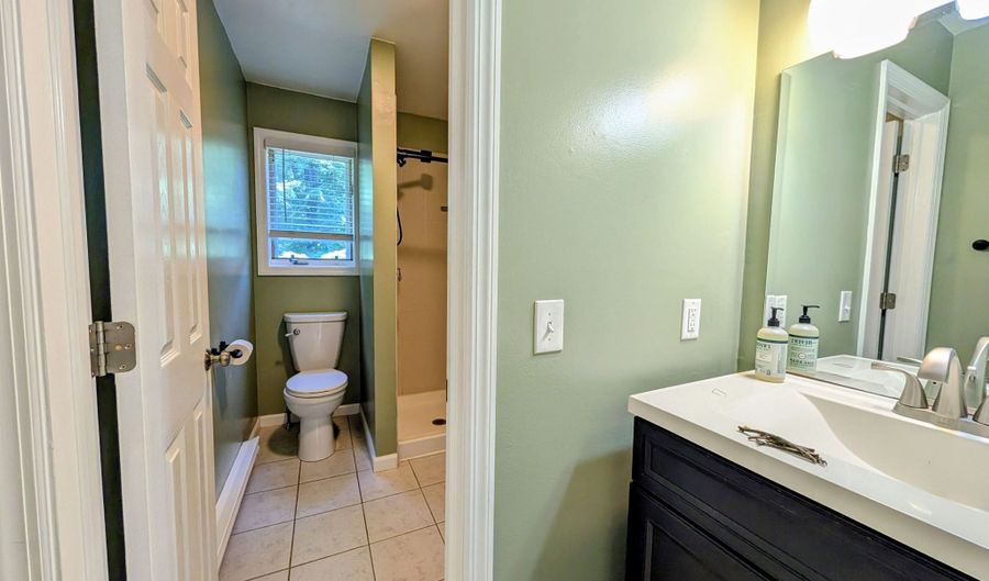6 Taagan St, Danbury, CT 06811 - 3 Beds, 2 Bath