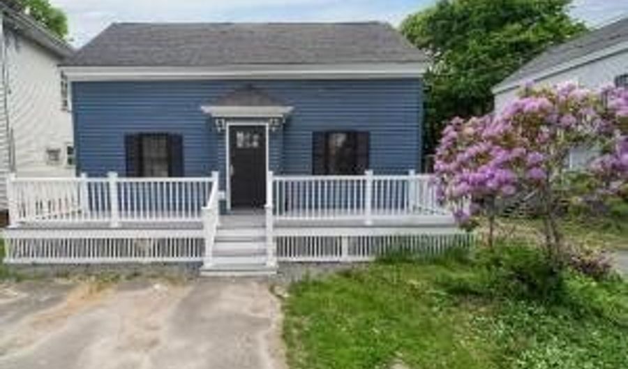 156 Essex St, Bangor, ME 04401 - 4 Beds, 3 Bath