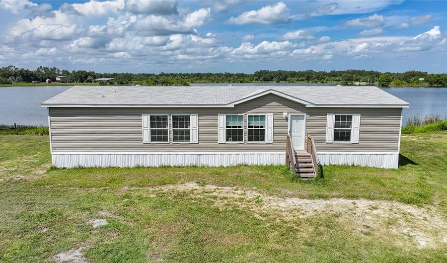 11524 SE HERBERT Ave, Arcadia, FL 34266 - 3 Beds, 2 Bath